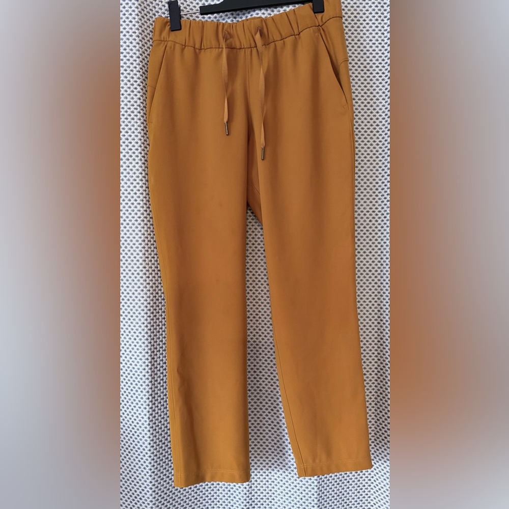 lululemon athletica Rust On The Fly 7/8 Joggers Pants size 6